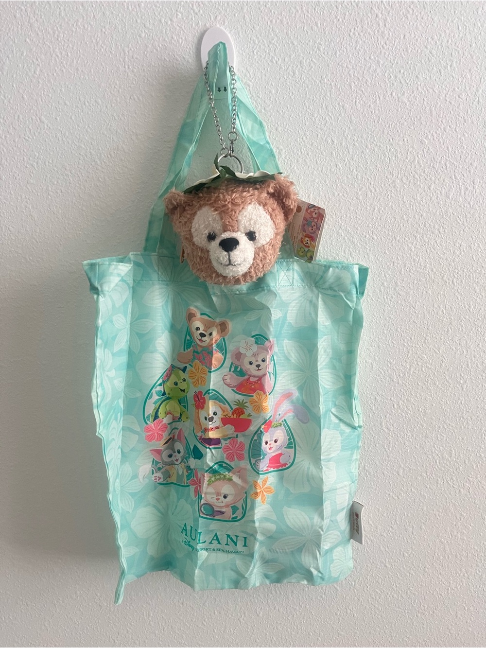 Disney Aulani exclusive 2026 Duffy  & Friends Keychain/ reusable tote bag NWT